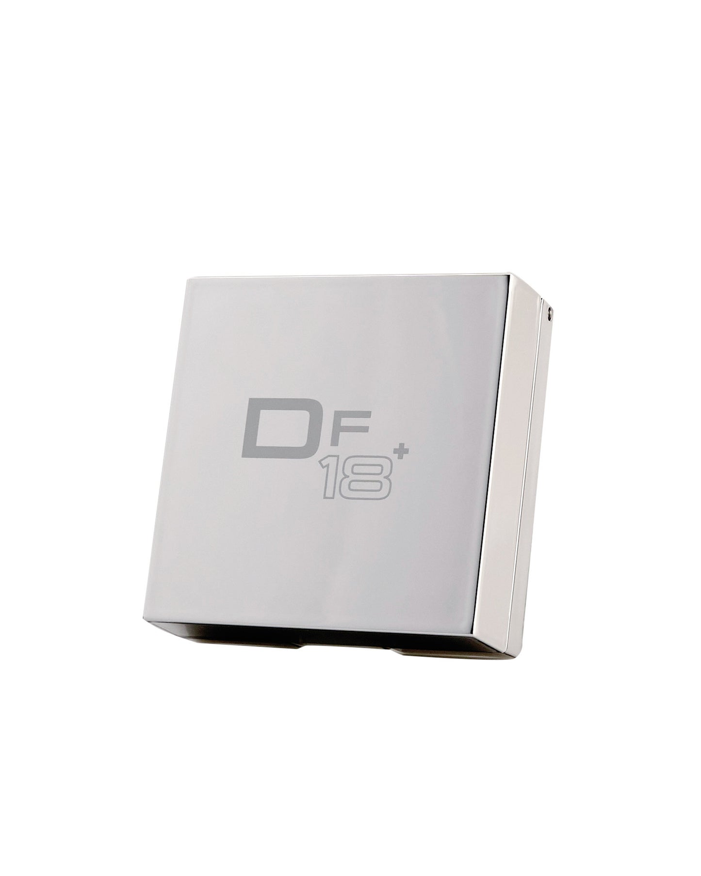 Pack di DF18+ Skingenius Tinted Gel Powder, la cipria in gel colorata con effetto seconda pelle.