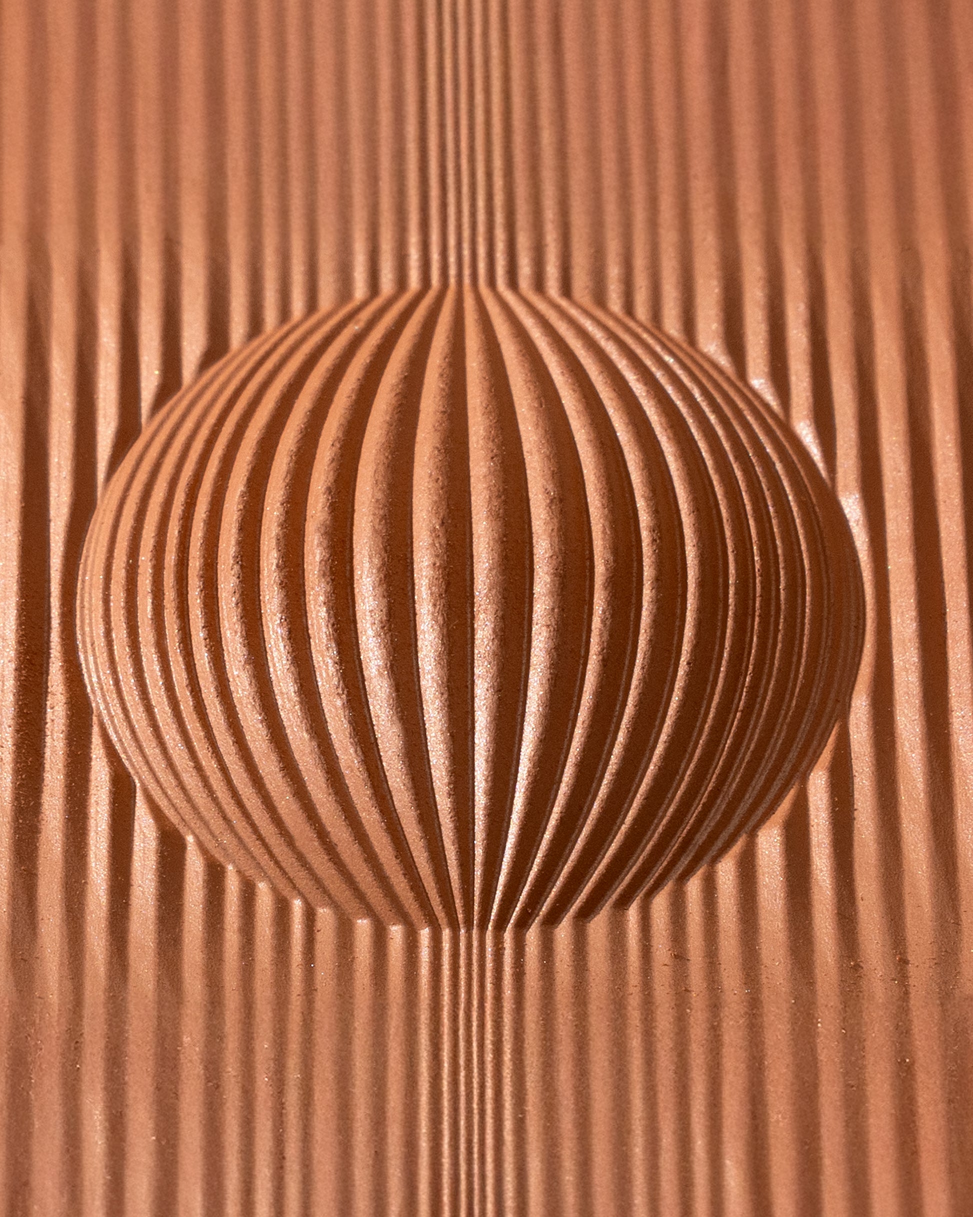 DF18+ Skingenius Tinted Gel Powder shown in its texture.