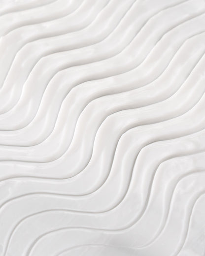 The Intensive, the DF18+ anti-aging cream, shown in its soft texture. Nourishing and moisturizing.