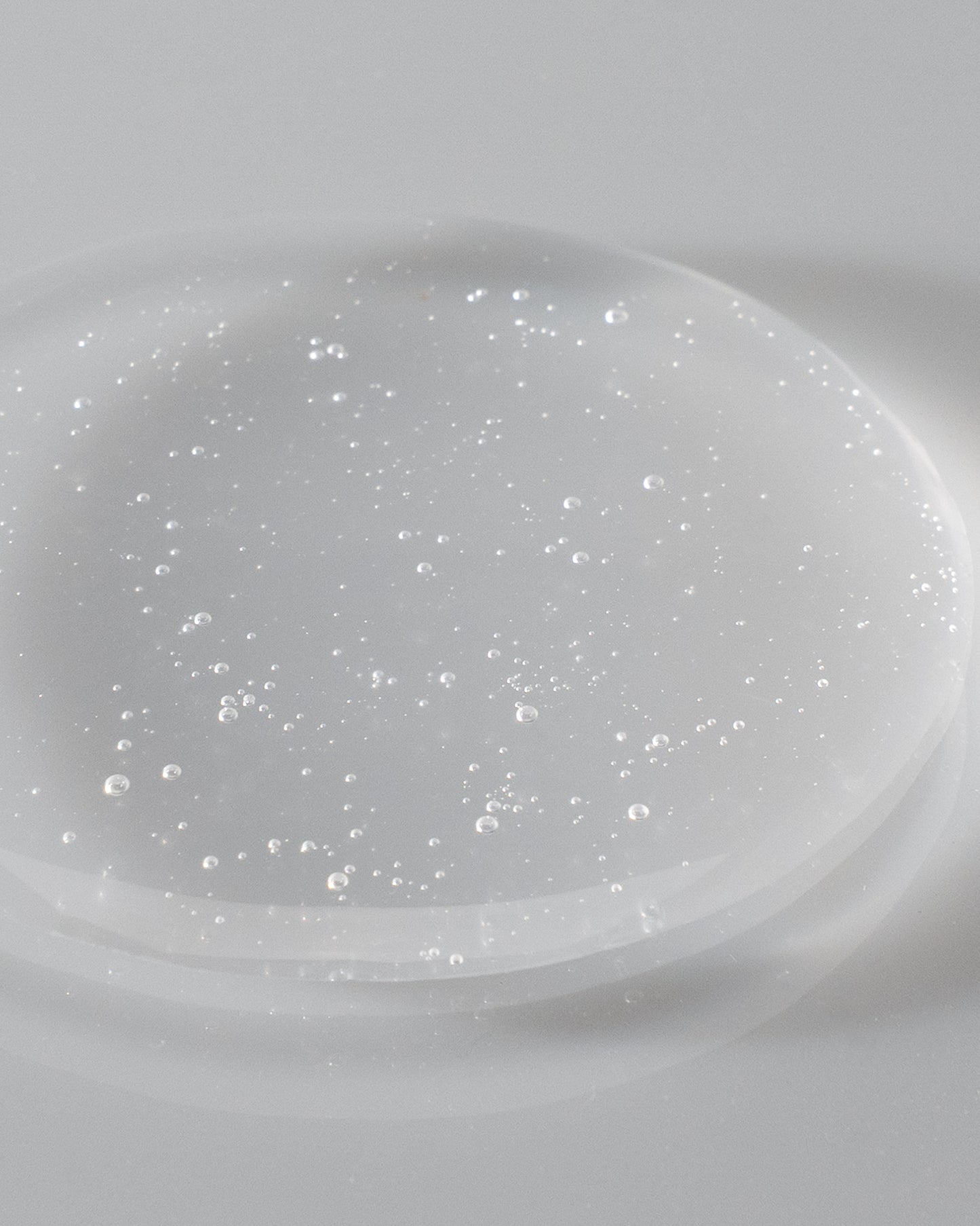The Original Serum DF18+ shown in its texture.