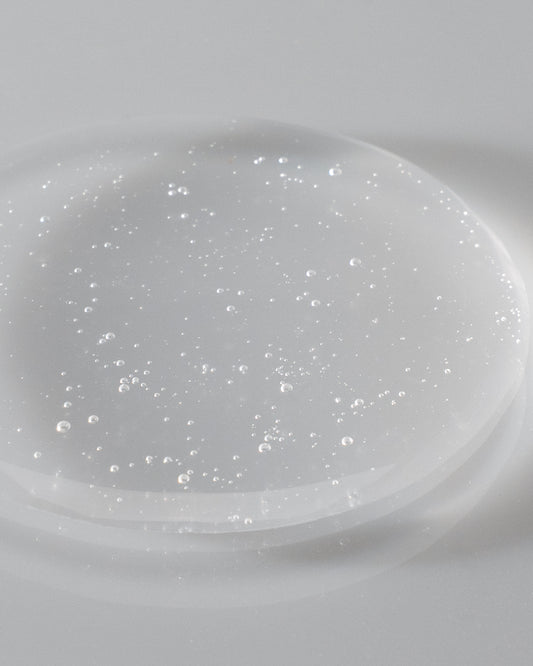 The Original Serum DF18+ shown in its texture.